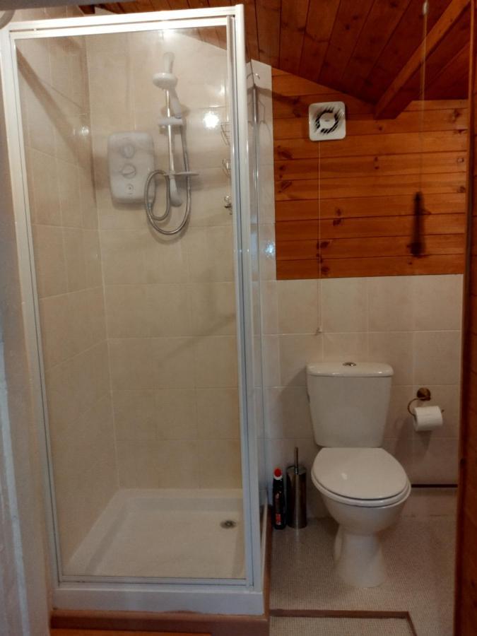 Self Contained Flat In Llanfyllin Powys Apartment Exterior photo